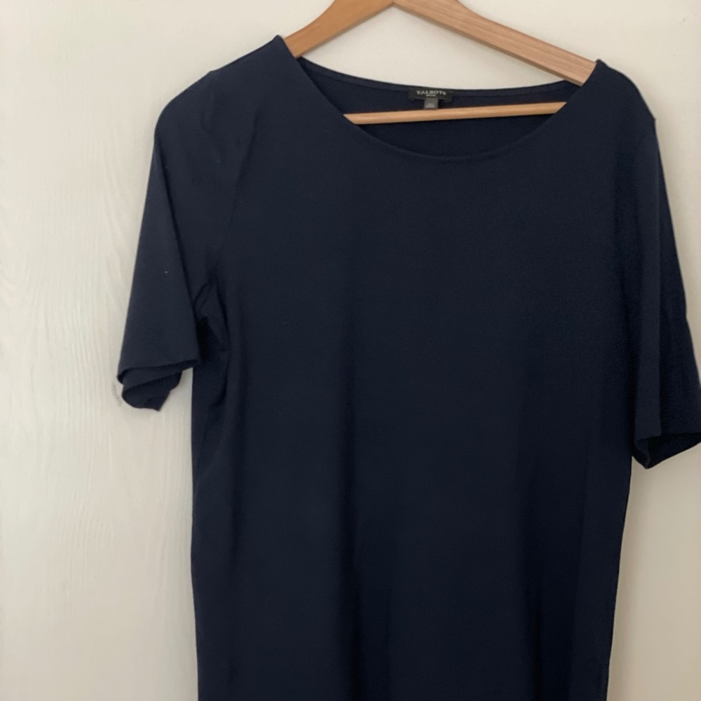 Talbots navy tee shirt sz L petite